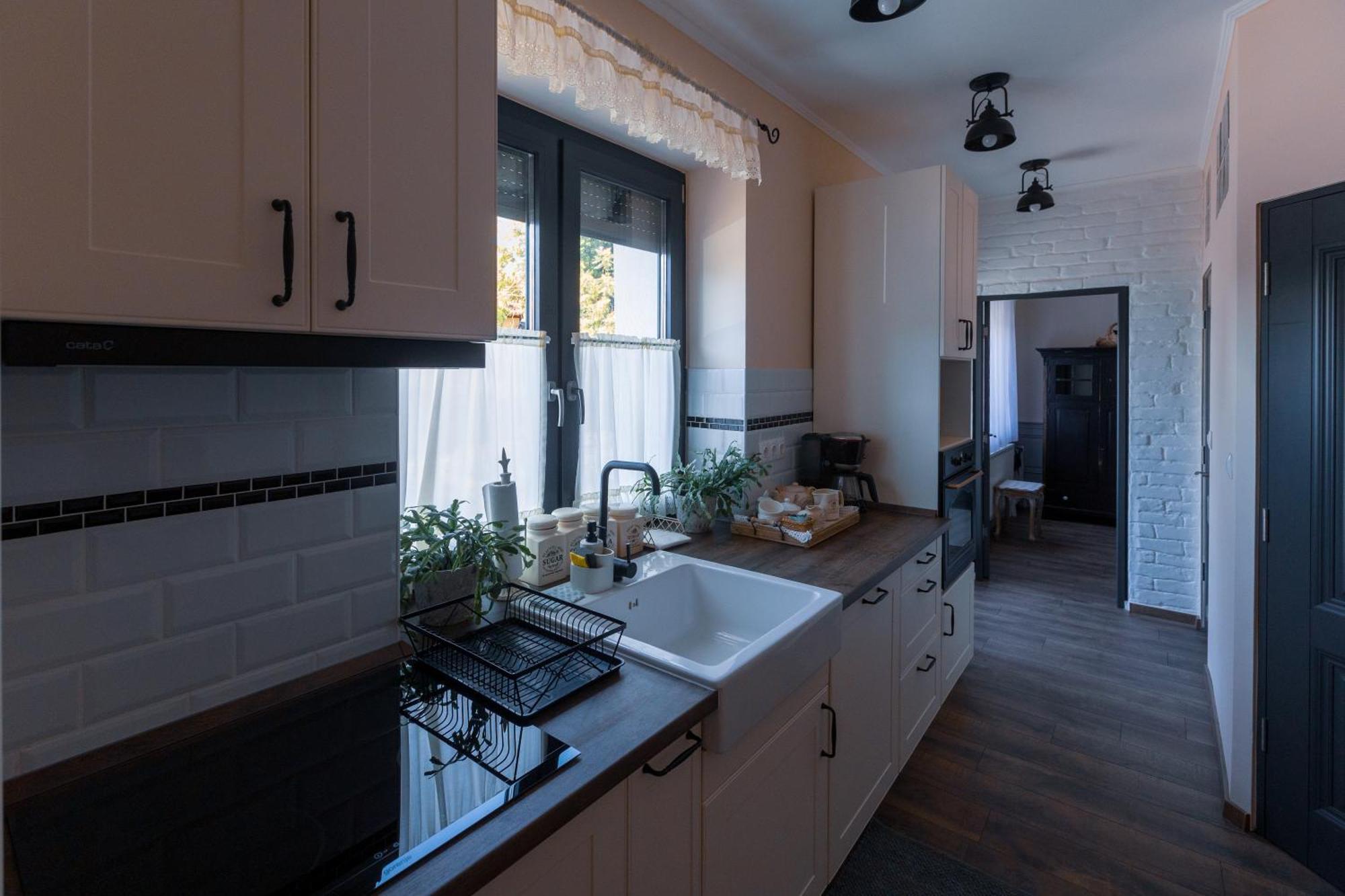 Bab-Lak Apartman كيسفاردا المظهر الخارجي الصورة